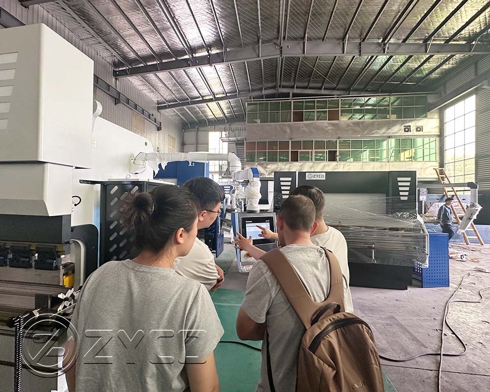 metal bending machine