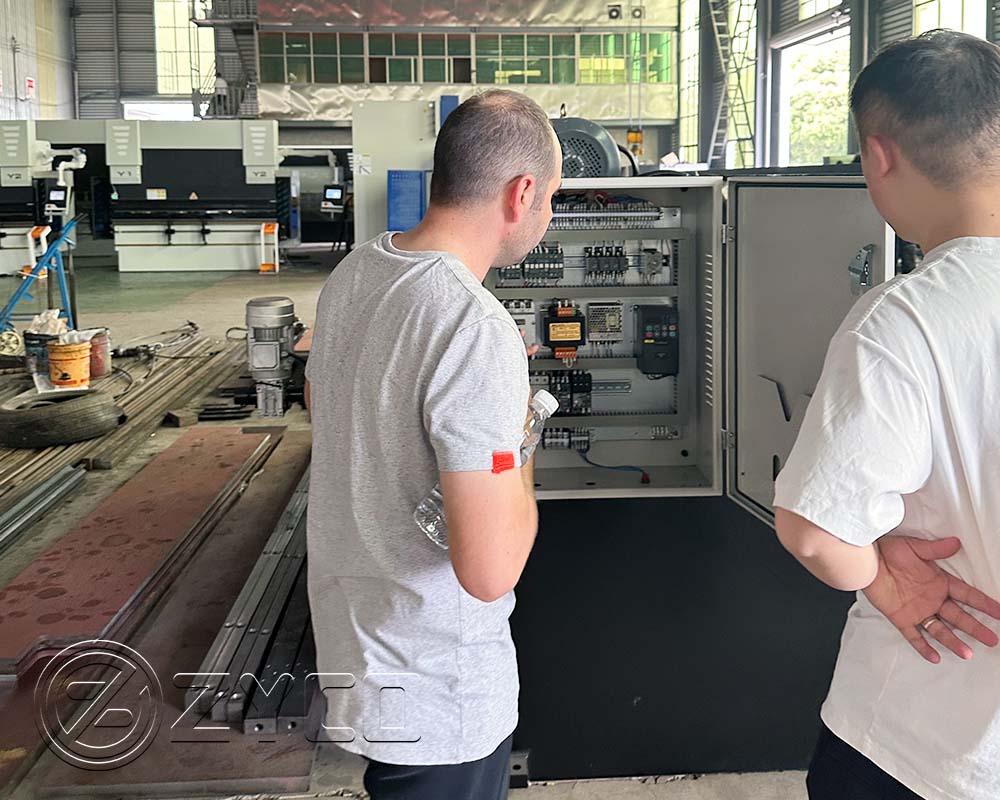 hydraulic press brake